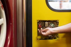 Die Technik des Einklemmschutzes (Bild: Keystone/Ennio Leanza)
