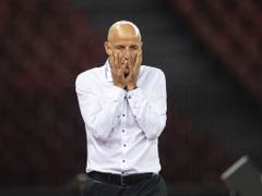 Anders die Gemütslage bei FCSG-Coach Peter Zeidler: St. Gallen kassiert in Zürich die erste Auswärtsniederlage der Saison (Bild: KEYSTONE/ENNIO LEANZA)