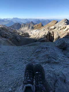 Zwischenstopp auf dem Weg zum Säntis mit wunderbarer Aussicht. (Bild: Petra Schai)