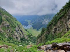 Blick zum Seealpsee vom Aufstieg zum Mesmer. (Bild: Philipp Mösli)