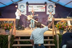 Auch Musik fehlt beim Wahlfest nicht.