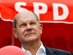 Der deutsche Finanzminister Olaf Scholz ist laut einem Medienbericht bereit, für den Vorsitz der SPD zu kandidieren. (Bild: KEYSTONE/EPA/FILIP SINGER)