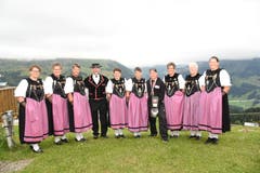 Jodelfamilie Bieri mit Theo Thalmann mit Grasski-Weltmeister Stefan Portmann auf der Marbachegg. (Bild: Leserbild Barbara Bächler-Bieri, 15. August 2019)