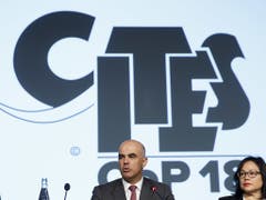 Bundesrat Alain Berset an der Seite von Cites-Generalsekretärin Ivonne Higuero bei der Eröffnung der Artenschutzkonferenz. (Bild: Keystone/SALVATORE DI NOLFI)