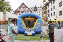 Kinderparadies Gallusplatz. (Bild: Hanspeter Schiess - 17. August 2019)