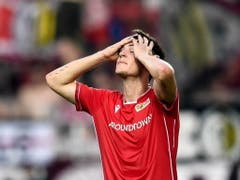 Kein guter Auftakt für Union Berlin und Grischa Promel (Bild: KEYSTONE/EPA/FILIP SINGER)