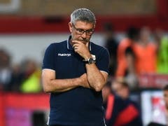 Urs Fischer muss sich einiges überlegen für die nächsten Spiele (Bild: KEYSTONE/EPA/FILIP SINGER)