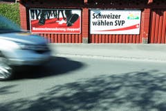 2014 war die Initiative gegen die Masseneinwanderung mit schweren Stiefeln Stein des Anstosses. (Bild: KEY)