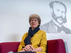 Erst gerade gab sie das Präsidium des Schweizerischen Roten Kreuzes ab, nun ist alt Bundeskanzlerin Annemarie Huber-Hotz an einem Herzversagen gestorben. (Bild: KEYSTONE/MARTIAL TREZZINI)