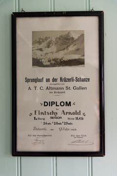 Diplom nach dem Sprunglauf an der Kräzerli-Schanze.