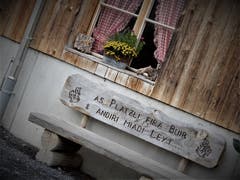 Kann man so einer Einladung widerstehen ? Aufgenommen in Unterlauelen, Eigenthal. (Bild: Margrith Imhof-Röthlin, 22. August 2019)