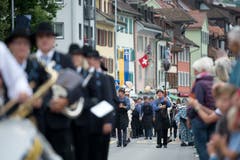 Impressionen des Festumzuges vom Landsgemeindeplatz in die Arena. (Bild: Maria Schmid)