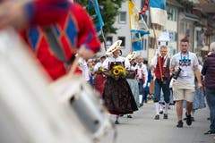 Impressionen des Festumzuges vom Landsgemeindeplatz in die Arena. (Bild: Maria Schmid)