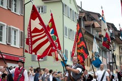 Impressionen des Festumzuges vom Landsgemeindeplatz in die Arena. (Bild: Maria Schmid)