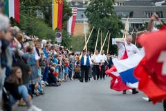 Impressionen des Festumzuges vom Landsgemeindeplatz in die Arena. (Bild: Maria Schmid)