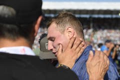 Am Ende des Eidgenössischen Schwingfestes in Zug wird Joel Wicki «Erstgekrönter», nachdem er den Schlussgang gegen Christian Stucki verloren hat. (Bild: Ennio Leanza/Keystone, Zug, 25. August 2019)