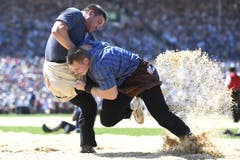 Gegen Curdin Orlik bekundete Wicki dann etwas mehr Mühe. Orliks Bruder Armon stellte vorher mit dem Luzerner Sven Schurtenberger. (Bild: Urs Flüeler/Keystone, Zug, 25. August 2019)