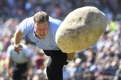 Martin Jakobers Kampfschrei ist fast schon durch das blosse Bild hörbar. (Bild: Keystone/Ennio Leanza, Zug, 25. August 2019)