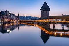 Gestern Morgen bin ich um 4 Uhr aufgestanden, um etwas zu machen, dass ich sonst eigentlich vermeide. Ich wollte einmal die Kappelbrücke fotografieren. (Bild: Christian Lötscher, Luzern, 25. August 2019)