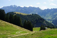 In die andere Richtung thront der Säntis majestätisch über der Kulisse.