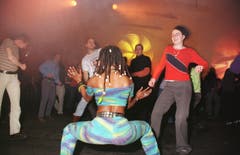 Eine Disco Night im Februar 1998 in der Grabenhalle. (Bild: Archiv «St.Galler Tagblatt»)