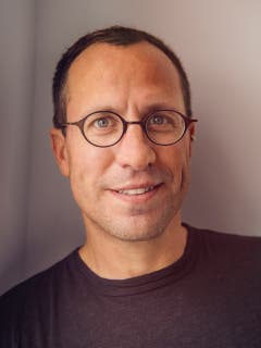Der US-Journalist und Autor Michael Finkel arbeitet zurzeit an einem Buch über die Geschichte des «erfolgreichsten Kunstdiebs der Welt». Gegen Ende 2020 soll das Buch veröffentlicht werden.