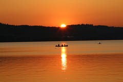 Herrlich schön, den Tag am See ausklingen zu lassen. (Bild: Irene Wanner, Sempach, 29. August 2019)