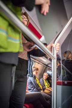 Der Thurgauer Festchor bei der Probe im Zug. (Bild: Andrea Stalder)