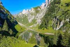Der Ausblick vom Berggasthaus Bollenwees auf den Fälensee. (Bild: Raphael Rohner)
