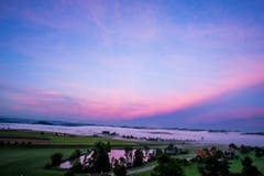 Morgenstimmung über dem Wauwilermoos. (Bild: Vinzenz Blum, Egolzwil, 8. August 2019)