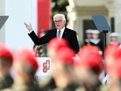 Der deutsche Bundespräsident Frank-Walter Steinmeier hat 80 Jahre nach dem Beginn des Zweiten Weltkriegs die Menschen in Polen um Vergebung für den deutschen Vernichtungskrieg mit Millionen Toten gebeten. (Bild: KEYSTONE/EPA PAP/LESZEK SZYMANSKI)