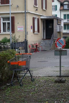 Im Parkverbot...