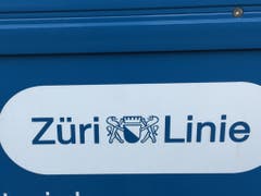 Auf den Fahrzeugen hingegen stimmt das neue Wappen. (Bild: VBZ)