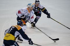 Der Schwede überzeugte vor allem durch seine Spielübersicht und Bullystärke. (Bild: Samuel Golay/Keystone, Ambri, 13. September 2019)