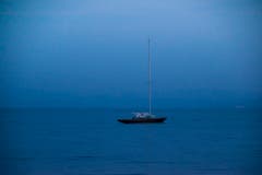 Blaue Stunde am Bodensee bei Altnau. (Bild: Regina Rosin)