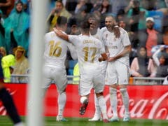 Karim Benzema (rechts) lässt sich für sein Tor zum 2:0 feiern (Bild: KEYSTONE/EPA EFE/EMILIO NARANJO)
