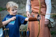 Pfeilbogenschiessen begeisterte auch die Kinder. Bild: Christian H. Hildebrand (Zug, 15. September 2019)