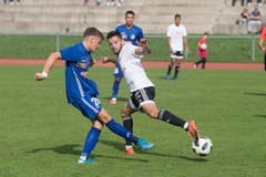 Luzerns Fabian Rüedi (links) gegen den Buochser Joel Miranda Sousa. (Bild: Boris Bürgisser, Luzern, 14. September 2019)