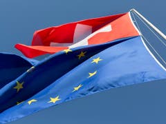 Bei der nationalrätlichen Debatte zur Begrenzungsinitiative der SVP geht es einmal mehr auch um die Zukunft der Beziehungen mit der Europäischen Union. (Bild: KEYSTONE/GAETAN BALLY)
