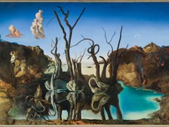 «Cygnes se reflétants en éléphants» (1937) von Salvador Dalí. (Bild: Privatbesitz, © Salvador Dalí, Fundació Gala-Salvador Dalí /)