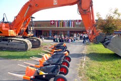 Spatenstich für die neue Kanti in Sarnen. (Bild: Markus von Rotz, Sarnen, 23. September 2009)