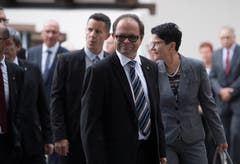 Die Obwaldner Regierung war in corpore vor Ort, hier Christian Schäli, Josef Hess und Maya Büchi-Kaiser (von links).