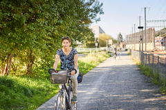 Der Velostreifen entlang der Eisenbahn. (Bild: PD)