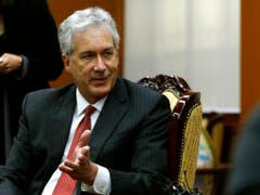 Zu den 300 früheren US-Regierungsmitarbeitern, die die Demokraten unterstützen, zählt William Burns. Er war war Vize-Aussenminister unter Ex-Präsident Obama. (Bild: KEYSTONE/AP Pool Reuters/KIM HONG-JI)