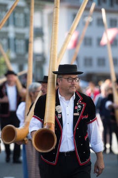 Die Alphornbläservereinigung Amt Entlebuch. (Bild: Boris Bürgisser)