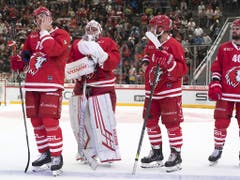 Das nächste Heimdebakel: Nach einem 3:5 gegen Servette am Dienstag verlor der Lausanne HC auch das zweite Heimspiel im neuen Stadion - und dies gegen den HCD gleich mit 1:7 (Bild: KEYSTONE/LAURENT GILLIERON)
