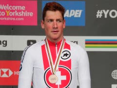 Stefan Küng gewinnt im WM-Strassenrennen in England sensationell Bronze (Bild: KEYSTONE/AP/MANU FERNANDEZ)