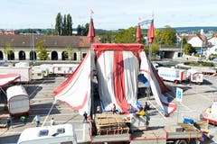 Frauenfeld TG , 30.09.2019 / Zirkus Stey baut sein Zelt für die Vorführungen (vom 2. bis 6.10.) erstmals auf dem Oberen Mätteli auf.