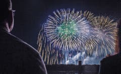 Das Abbrennen von Feuerwerk ist in der Stadt Wil nur in der Nacht von Silvester auf Neujahr und bei den Feiern zum Bundesfeiertag ohne Bewilligung erlaubt. Knallkörper hingegen dürfen nach dem revidierten Reglement auch an der Fastnacht gezündet werden – vom Gümpeli-Mittwoch bis zum Fastnachts-Dienstag. (Bild: Andrea Stalder)