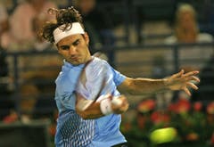 2006: Sechzehntelfinal Dubai: Federer s. Wawrinka 7:6 (7:3), 6:3Im zweiten Duell hält Wawrinka schon besser mit. Dennoch lässt Federer auch in Dubai nichts anbrennen und schaltet seinen Schweizer Kontrahenten in seinem ersten Match des Turniers aus. Er braucht dafür lediglich 81 Minuten. (Bild: Keystone)